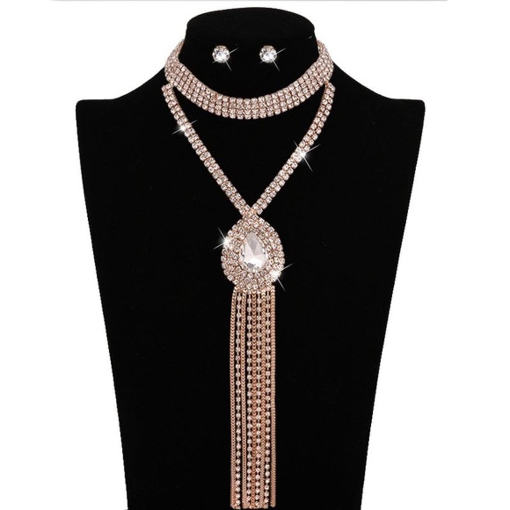 Rhinestone choker necklace set